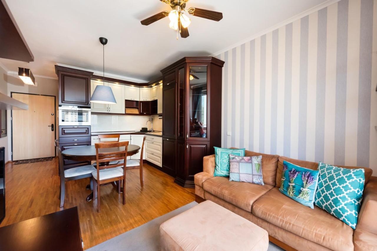 Metro Wilanowska Homely Apartment Warszawa Eksteriør bilde