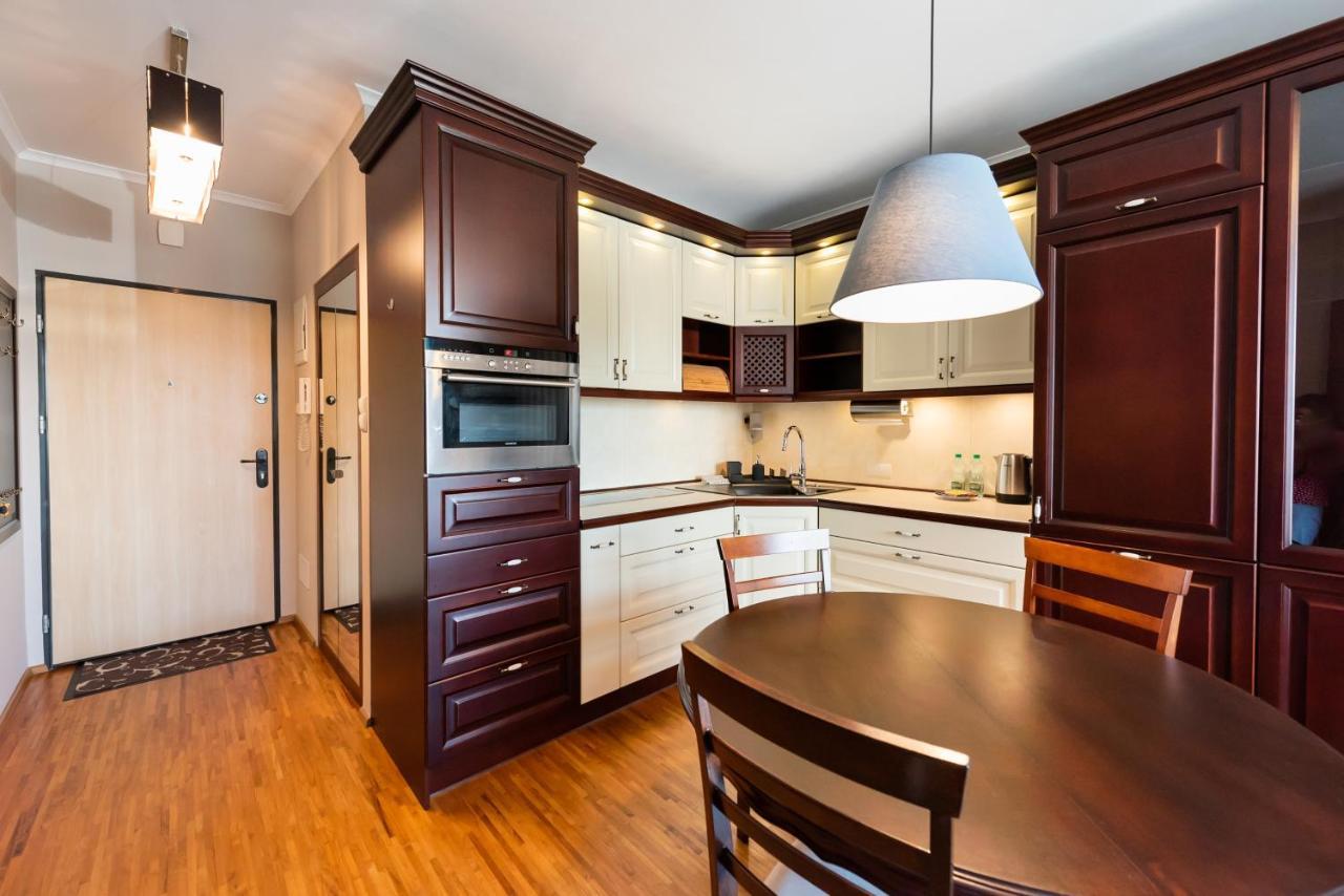 Metro Wilanowska Homely Apartment Warszawa Eksteriør bilde
