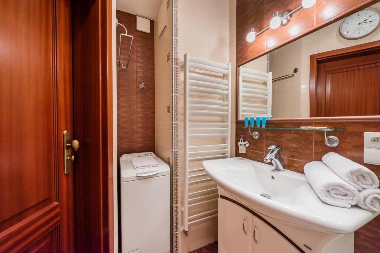 Metro Wilanowska Homely Apartment Warszawa Eksteriør bilde